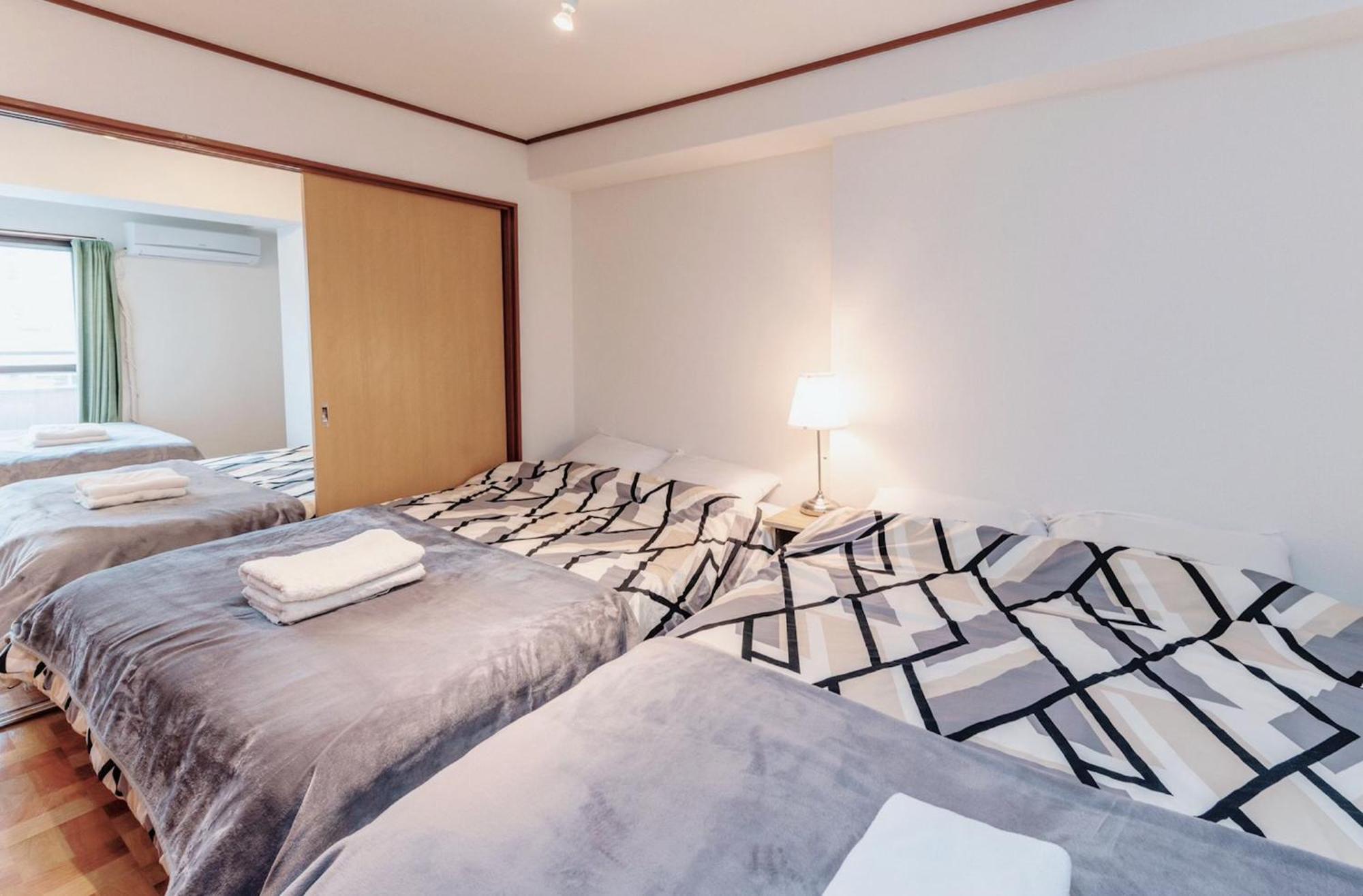 Appartement 四谷松本館ビル à Tōkyō Extérieur photo
