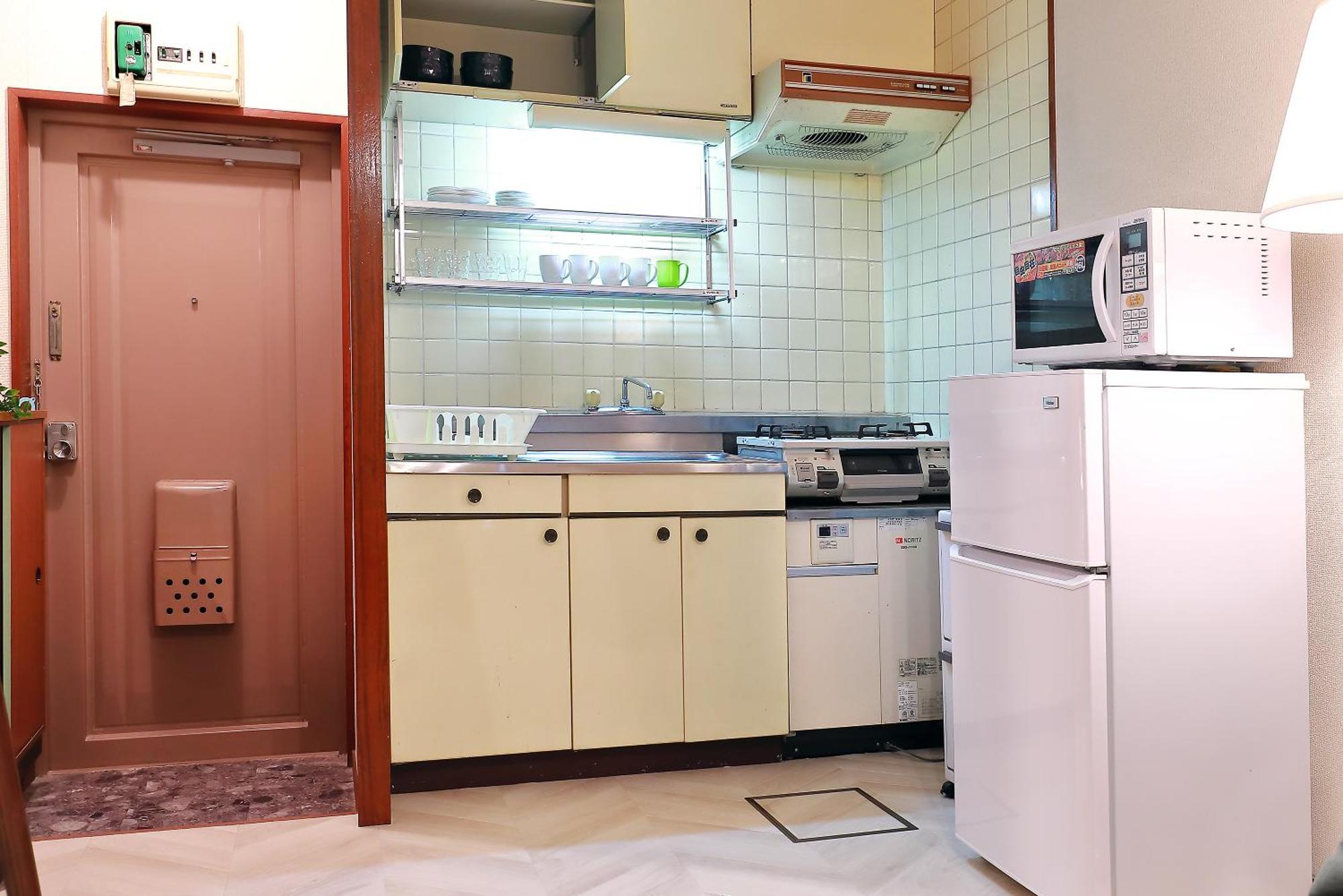 Appartement 四谷松本館ビル à Tōkyō Extérieur photo